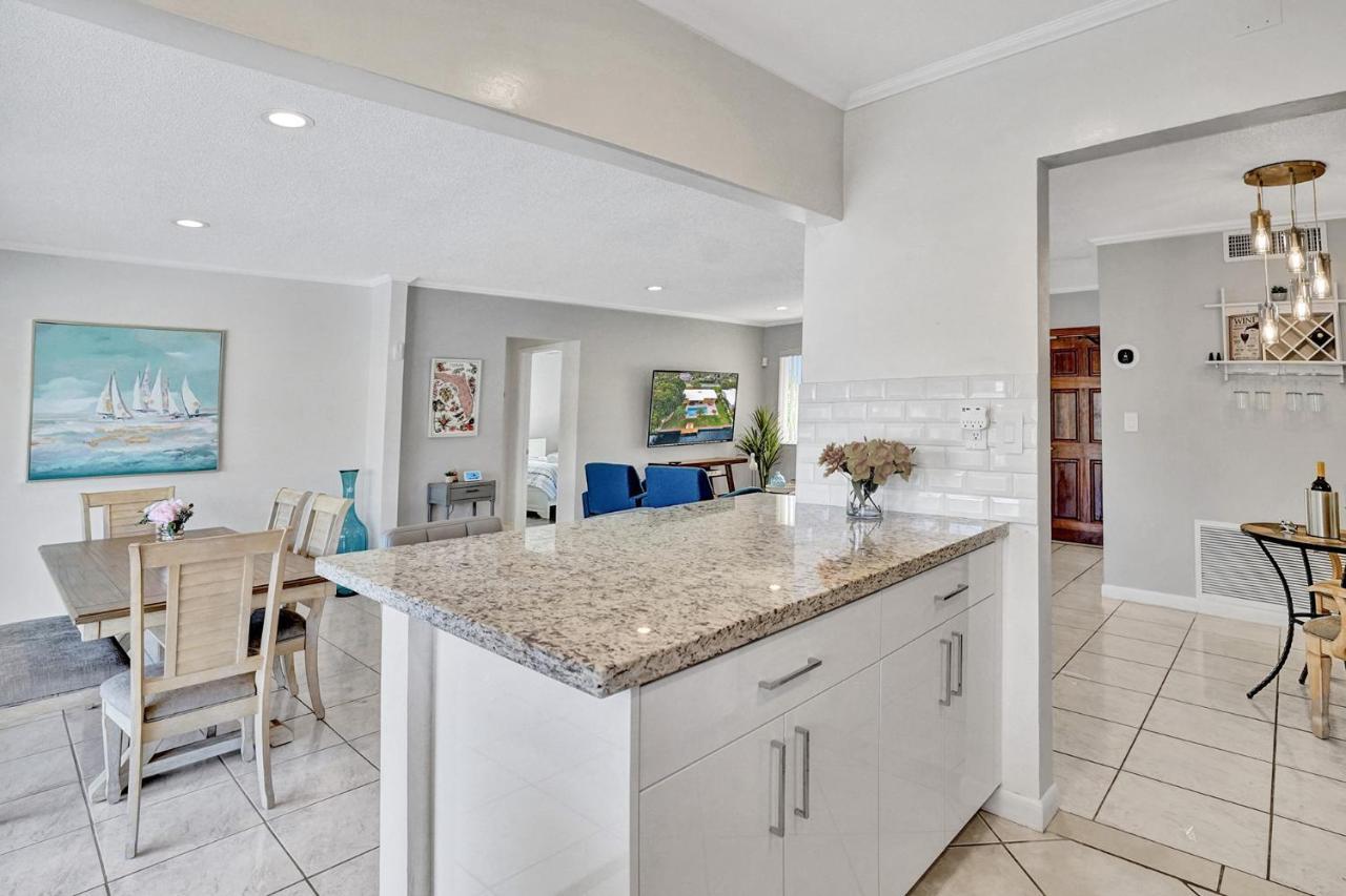 New! Waterfront Heated Pool & Jacuzzi 2 Mi To Beach - Fishing Pier Relaxing Spa & Hammock Fort Lauderdale Exterior photo